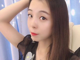 ??大石頭??的主播照片