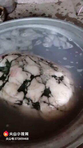 新疆的石头。