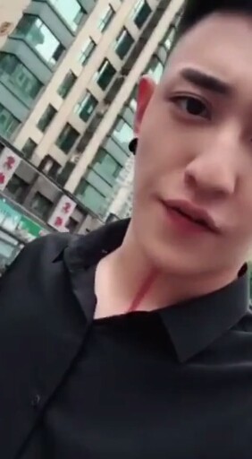 媳妇在忙我去取儿子满月照