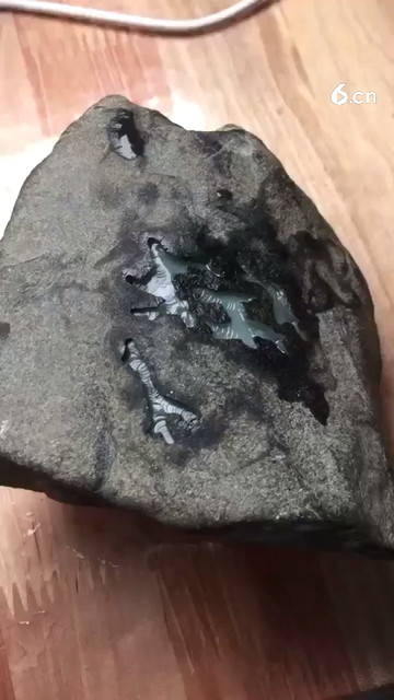 各种翡翠加工！可买料订做！