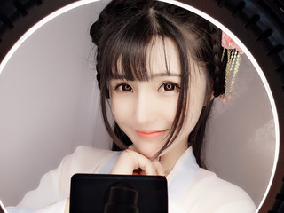 15i3的主播照片
