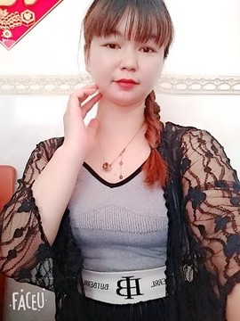 纯素颜妹妹主播照片
