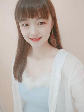 小可儿啊主播照片