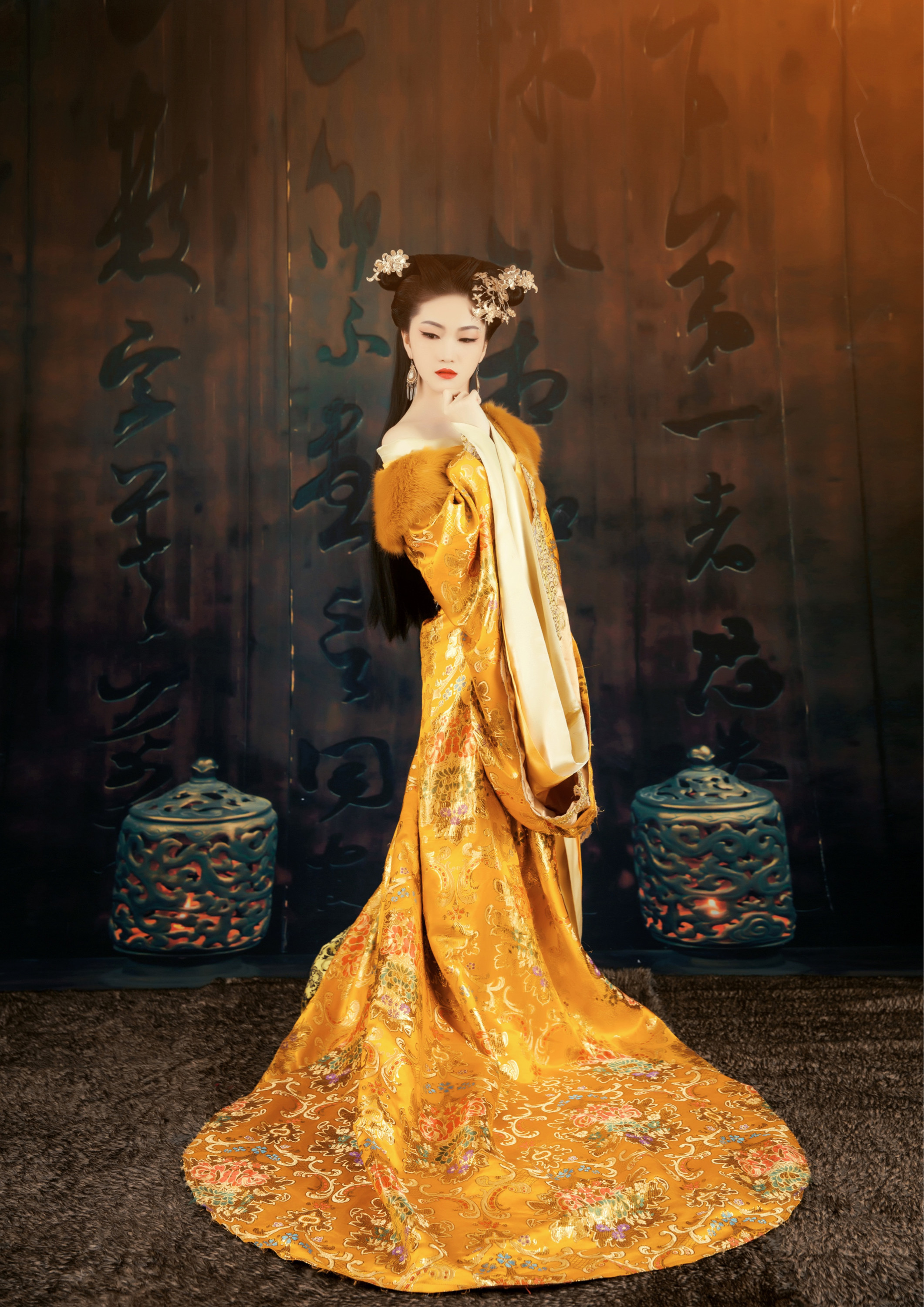 混世大魔王凰灿的图片