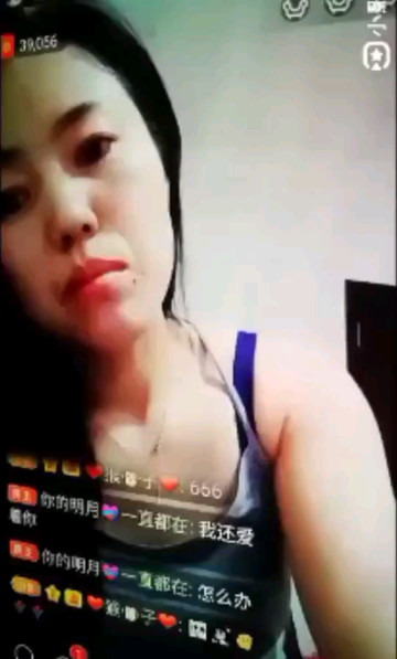 心里没二傻子位置，只爱猴