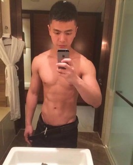 兄台你飘了主播照片