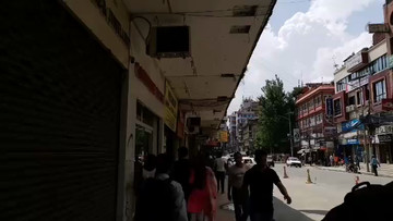 尼泊尔街上