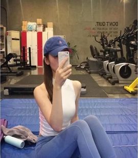凝夕🍒配音主播照片
