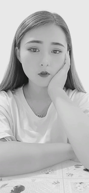 愛笑的人，不是真的喜歡笑