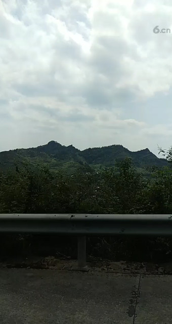 华蓥山