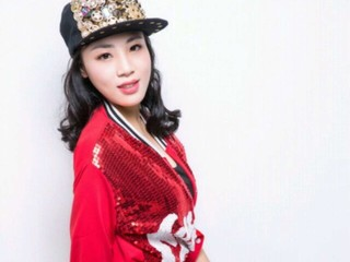关艳波的主播照片