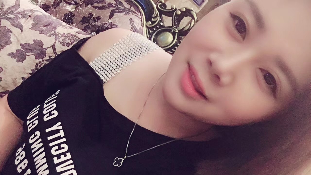 xy吴小优的图片