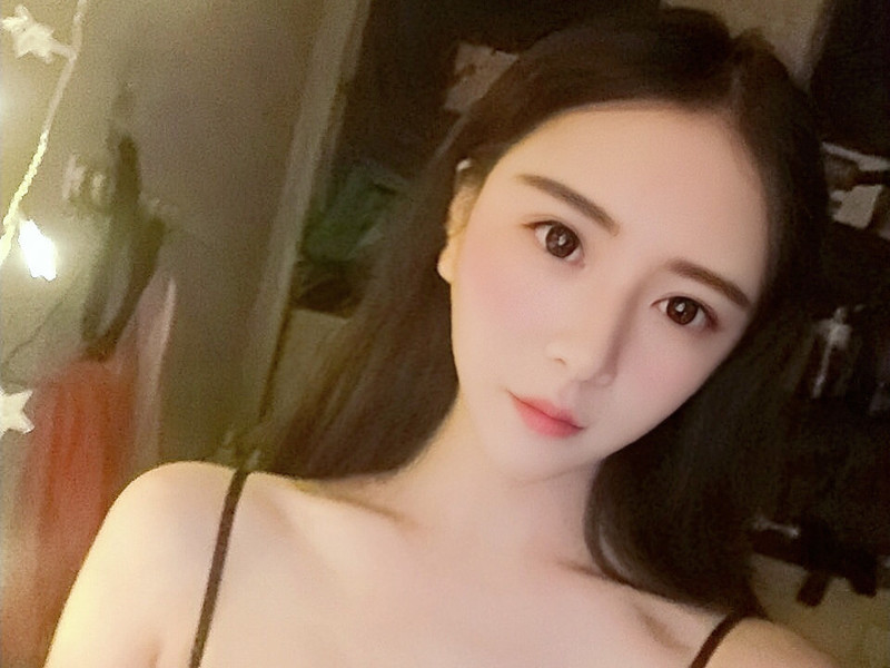 小茹儿儿的主播海报