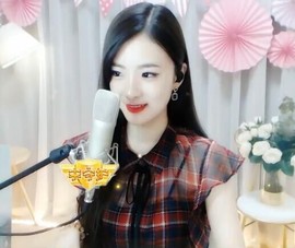 右手还是那个右手！！主播照片