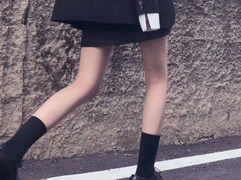 Y.钟意的主播海报