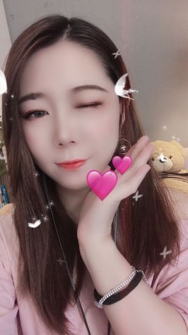 梁浅~~~主播照片