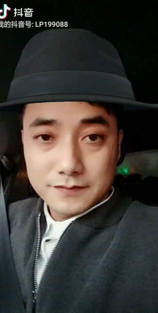 我不适合戴帽子
