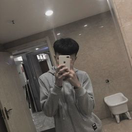 虾蹲蹲主播照片