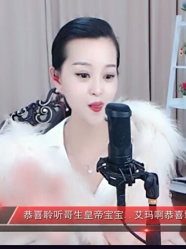 281888@的图片