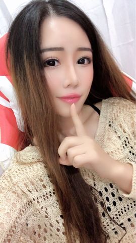 依芝の自闭中主播照片