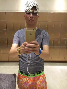 ♬茄酒人生♫主播照片