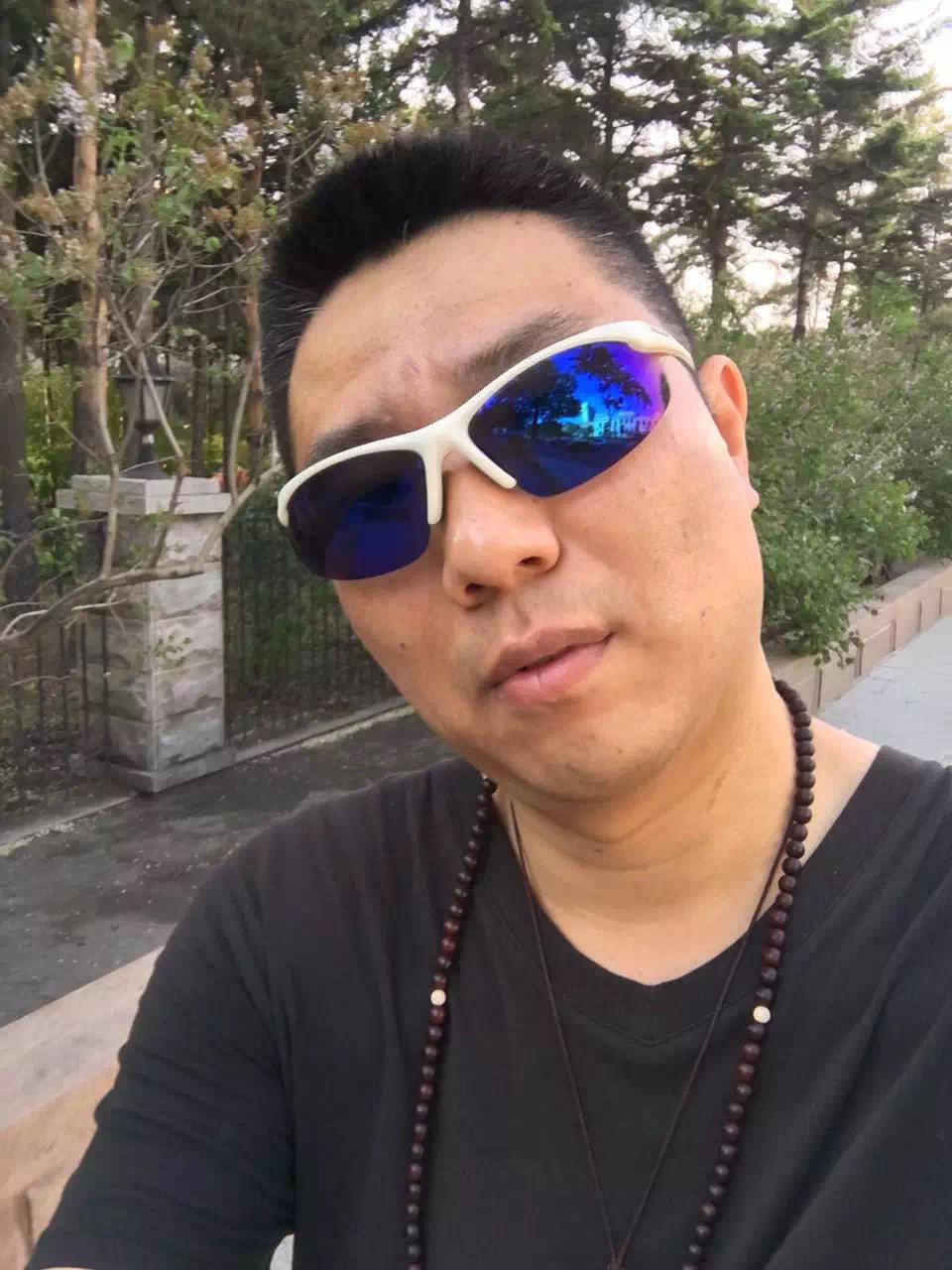 ♬茄酒人生♫主播照片
