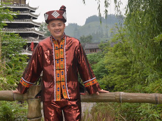 宝银哥主播照片