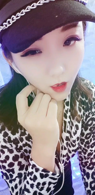 到六间房一游哈哈