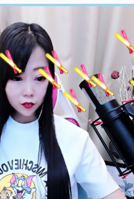 $佳佳主播照片