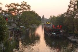 。。江南。。主播照片