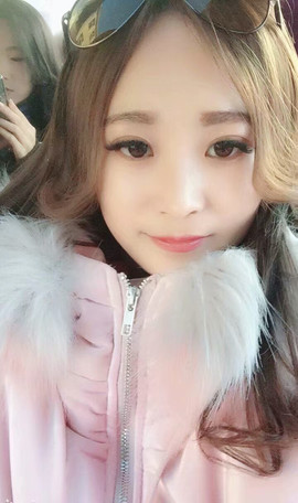 ✔再璐主播照片