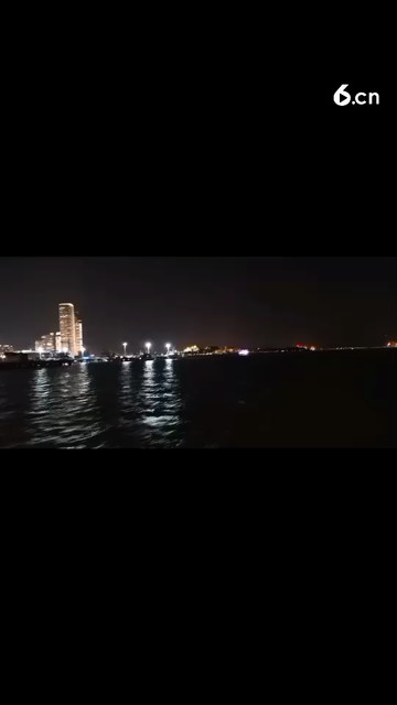 总是匆匆而过，厦门的夜景……