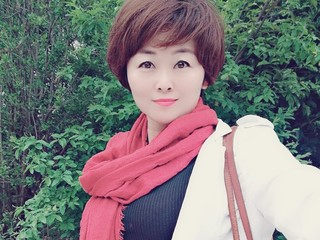 窮到只剩100萬的主播照片