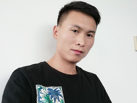 二叔驾到😁海报