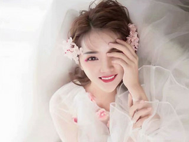 y游戏人生主播照片