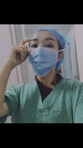 赫连护士主播照片