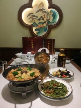 京城少爷🇨🇳敬礼主播照片