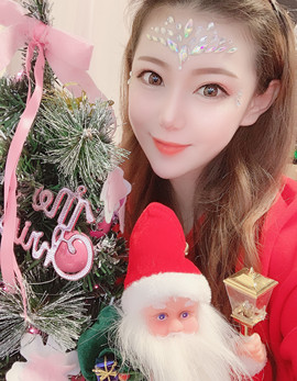 粉色吖主播照片