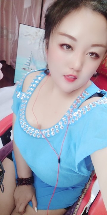 浪雪逗逗的主播照片