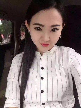 单身的火砖主播照片