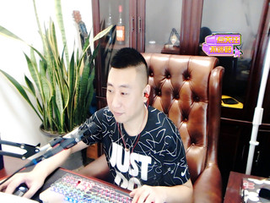 木五🐾甜甜主播照片