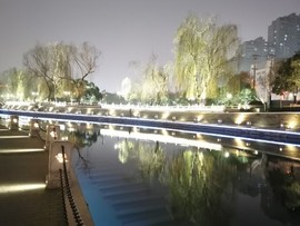楚建国主播照片