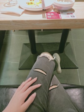 ღ瑋玮主播照片