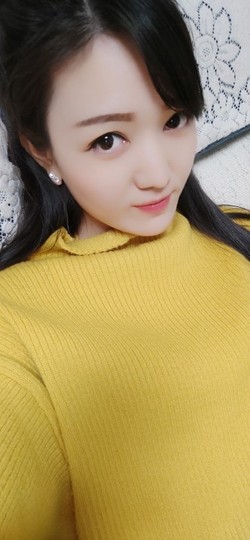 小丫521主播照片