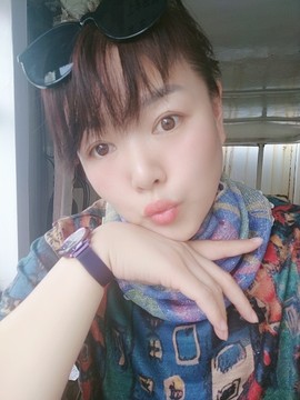 金蚕豆主播照片