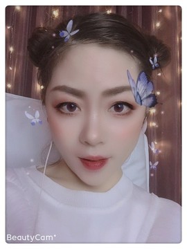 国民初恋月儿主播照片