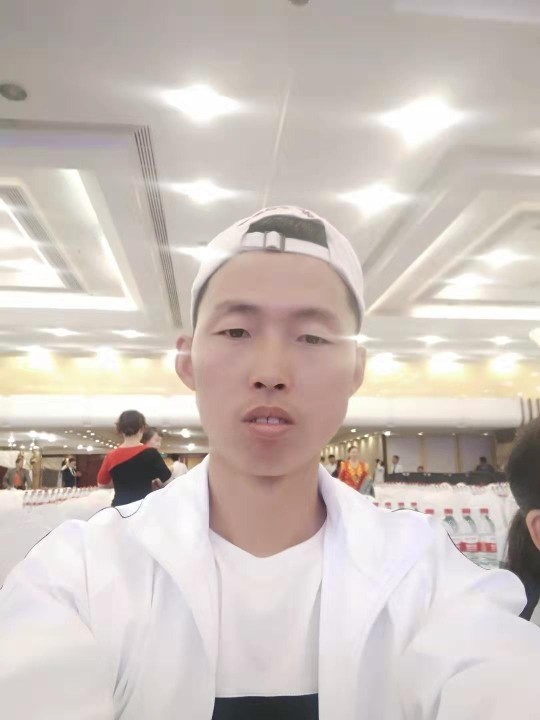 爱在有你的地方的主播照片