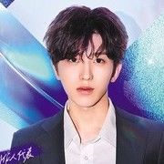 简单电脑q海报