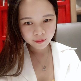 龙行星空主播照片