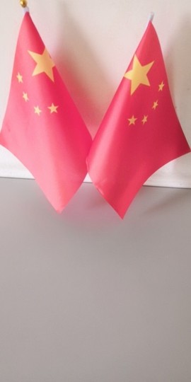 青春不苦，却如此忧伤主播照片